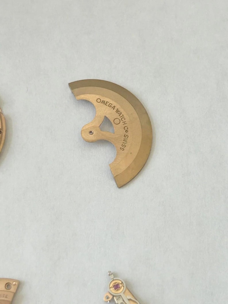Omega Cal 563 Watch Parts Movement Calendar Disk Fork Wheels Springs Bridge 2 image 20