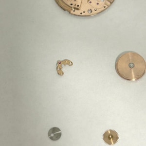 Omega Cal 562 Watch Movement Parts Balance Fork Wheel Spring Bridge 4 image 16