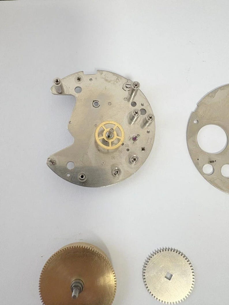 Jaeger LeCoultre Cal 229 Uhrwerkteil Unruhgabel Tonnenrad Platten Bild 2