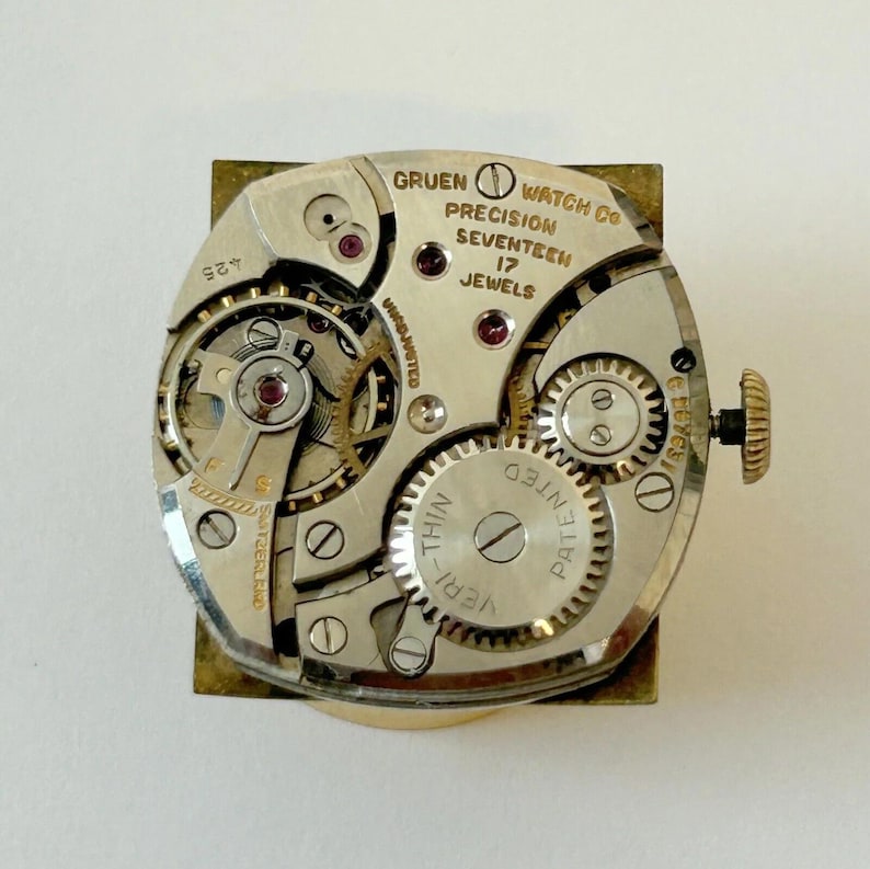 Gruen Cal 425 Watch Parts Movement Balance Fork Wheels Spring Bridge image 1