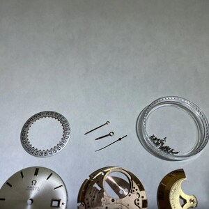 Omega Cal 565 Parts Movement Balance Fork Wheels Springs Bridge image 7