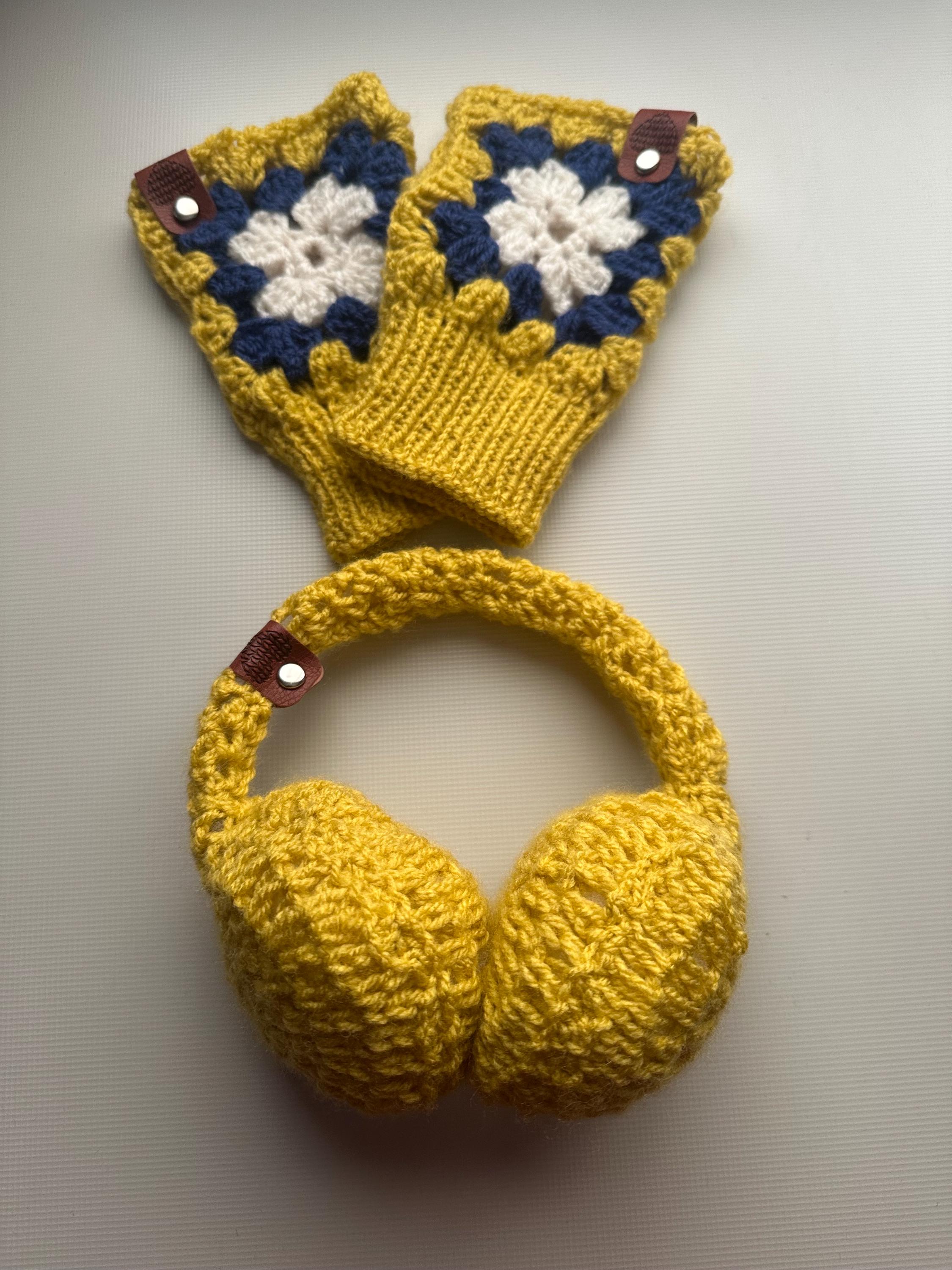 イヤーマフ OVLA Gift wrapping HAND CROCHET waffle earmuffs gloves set Ear Muffs and Fingerless Glove Set - Etsy