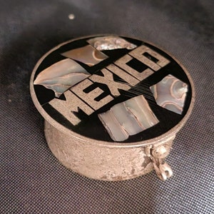 Small Vintage Alpaca Mexico Pill Box made of Sterling Silver and Abalone Shell