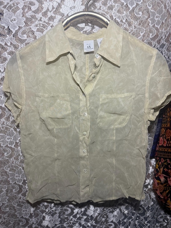 Armani Exchange, Vintage Armani Exchange Light Cream Short-Sleeve Button-Down Shirt medium Silk cottage ballet core coquette floral