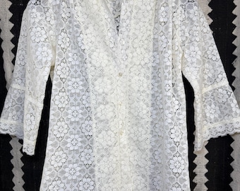 Vintage White Lace Button Down Shirt excellent condition white small 70s hippie boho cottagecore excellent condition