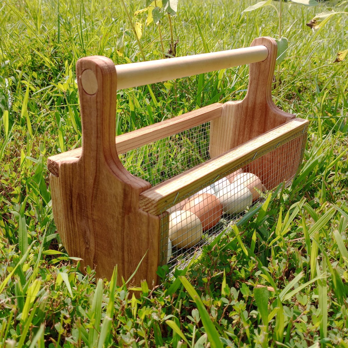 Rustic Handmade Cedar Egg Basket, Garden Hod, Harvest Basket, Garden Trug, Wood Basket, Garden Basket, Fruit Basket, Gift for Chicken Lovers - Etsy