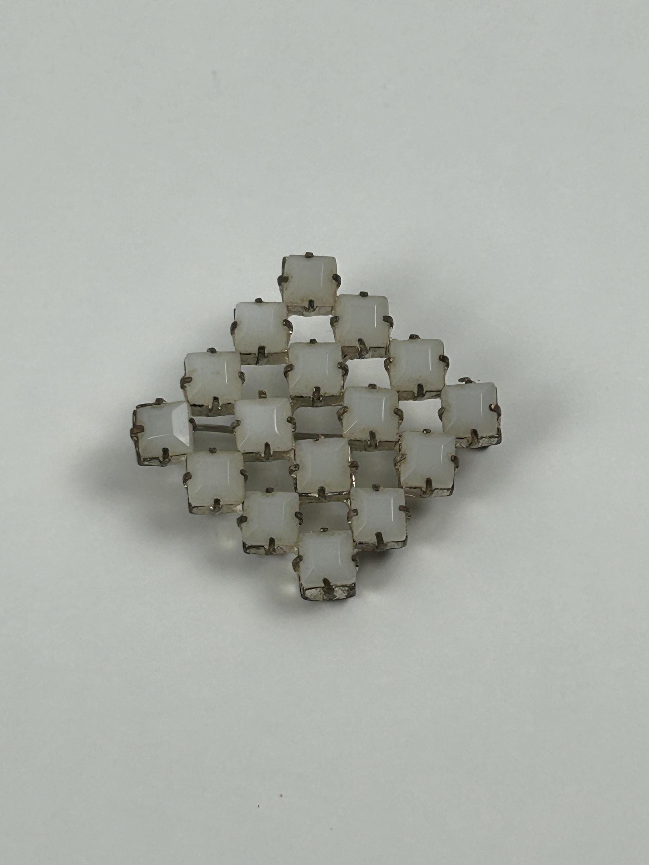 Brosche vintage weiß Schmuck retro Damenschmuck alt Broschen thrift