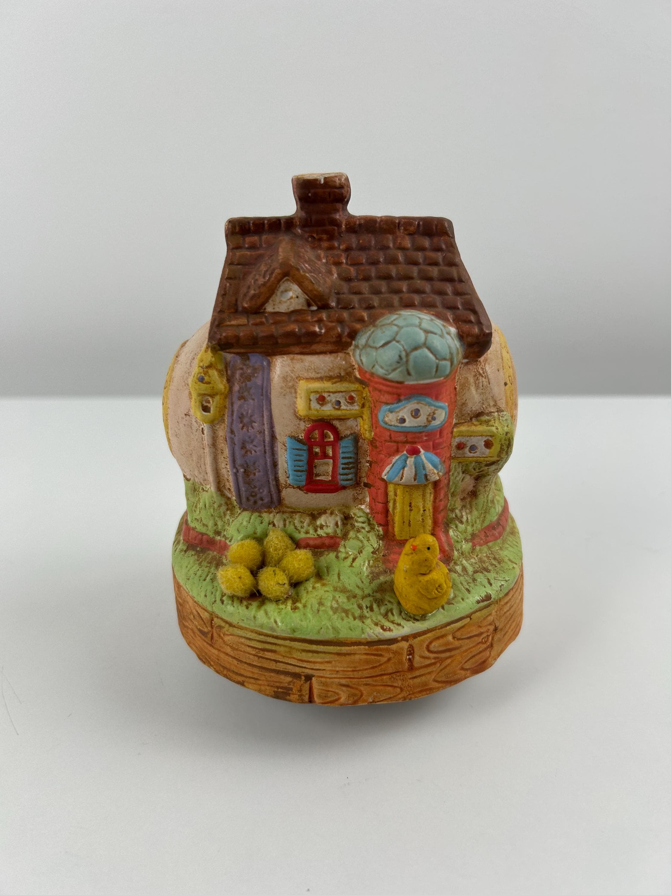 Spieluhr Frühling vintage Hühner Höhe 13cm 5,1in Dekoration frühlingshaft Einrichtung Sammler Spieldose Sammlung retro Huhn Musikbox thrift