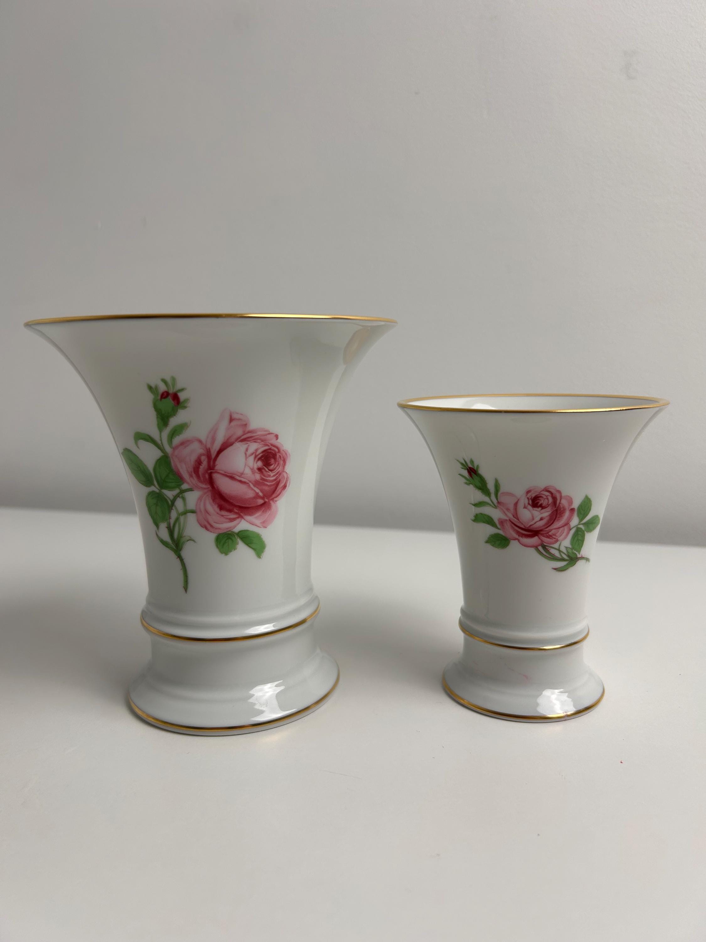 2 Stück Fürstenberg Prozellan Trichtervase vintage Vase Rosendekor Einrichtung floral Dekoration Jugendstil