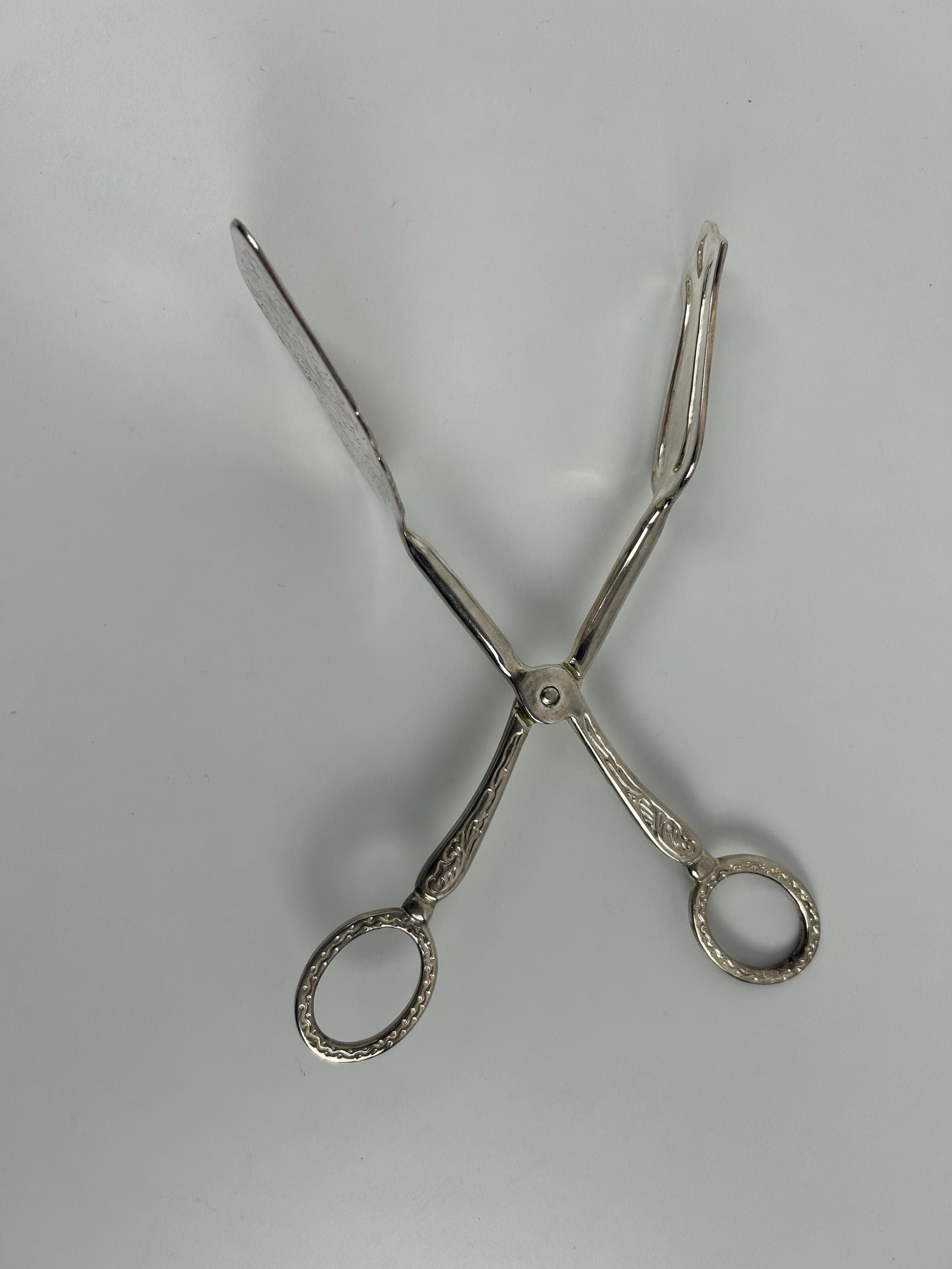 Gebäckzange italienisch vintage von E.P. Zinc retro Kuchenzange Kuchengabel Länge 22 cm 8,66 in