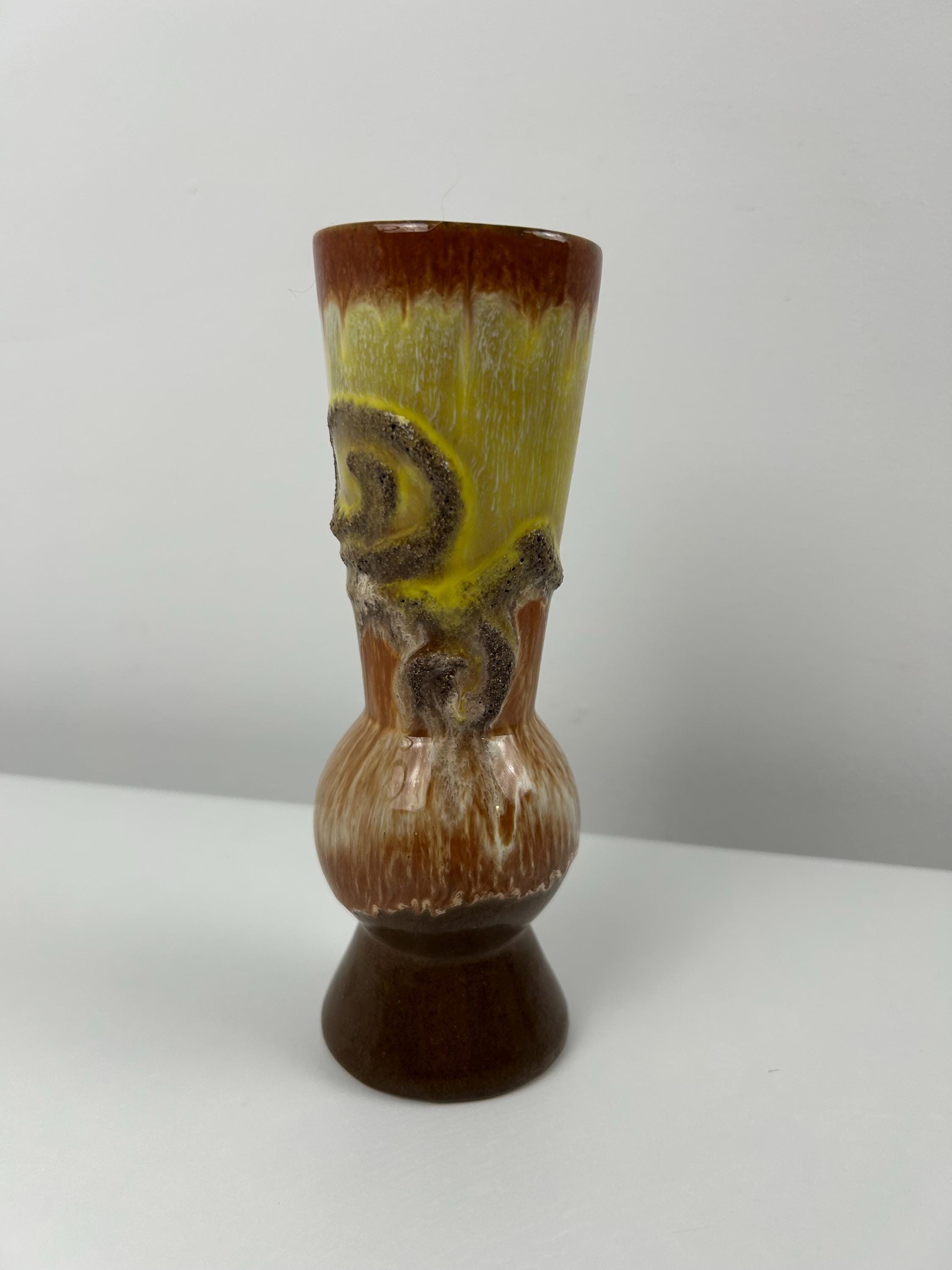 Vase Keramik Blumenvase Einrichtung braungrüne Dekoration midcentury