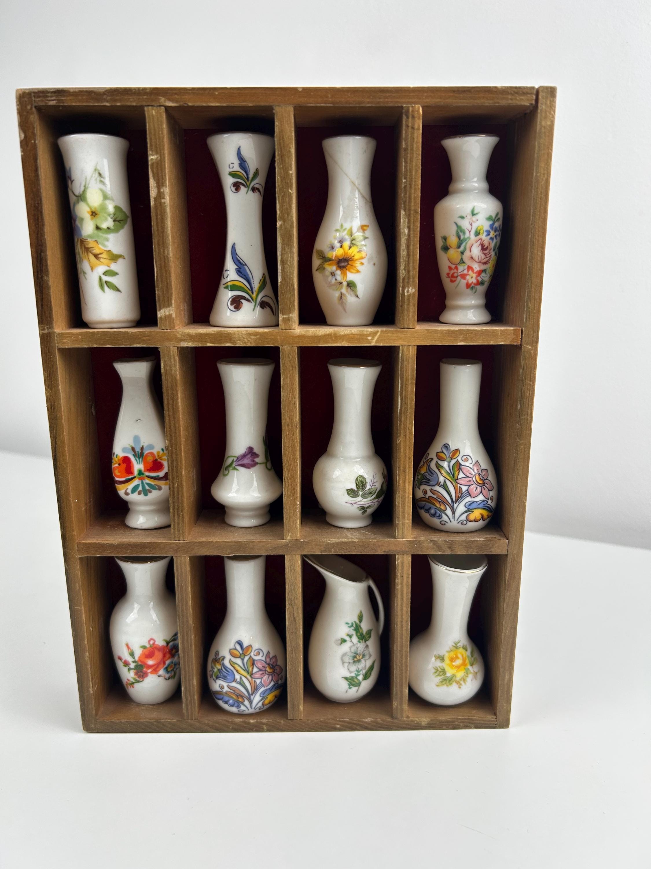 Minivasen Set 12 Stück vintage Vasen Sammler Einrichtung florale Dekoration Miniatur Vasensammler Vasenliebhaber