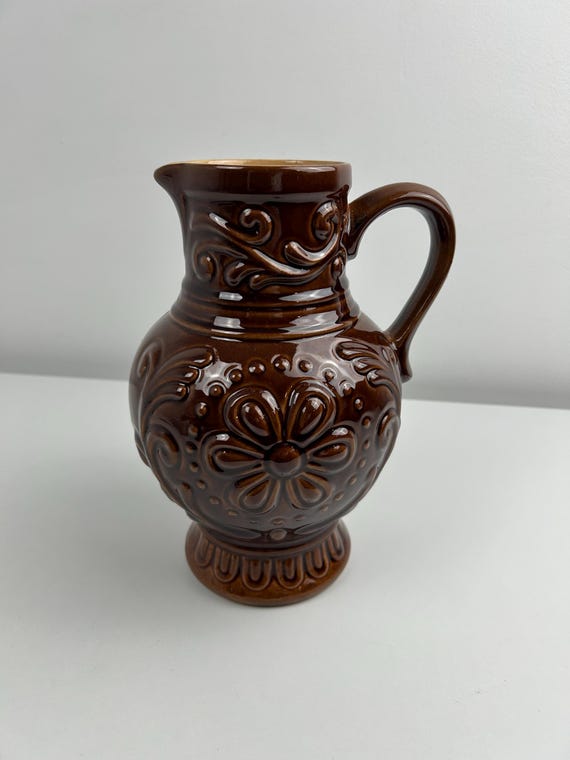 Krug Vintage Braun 23cm Kanne