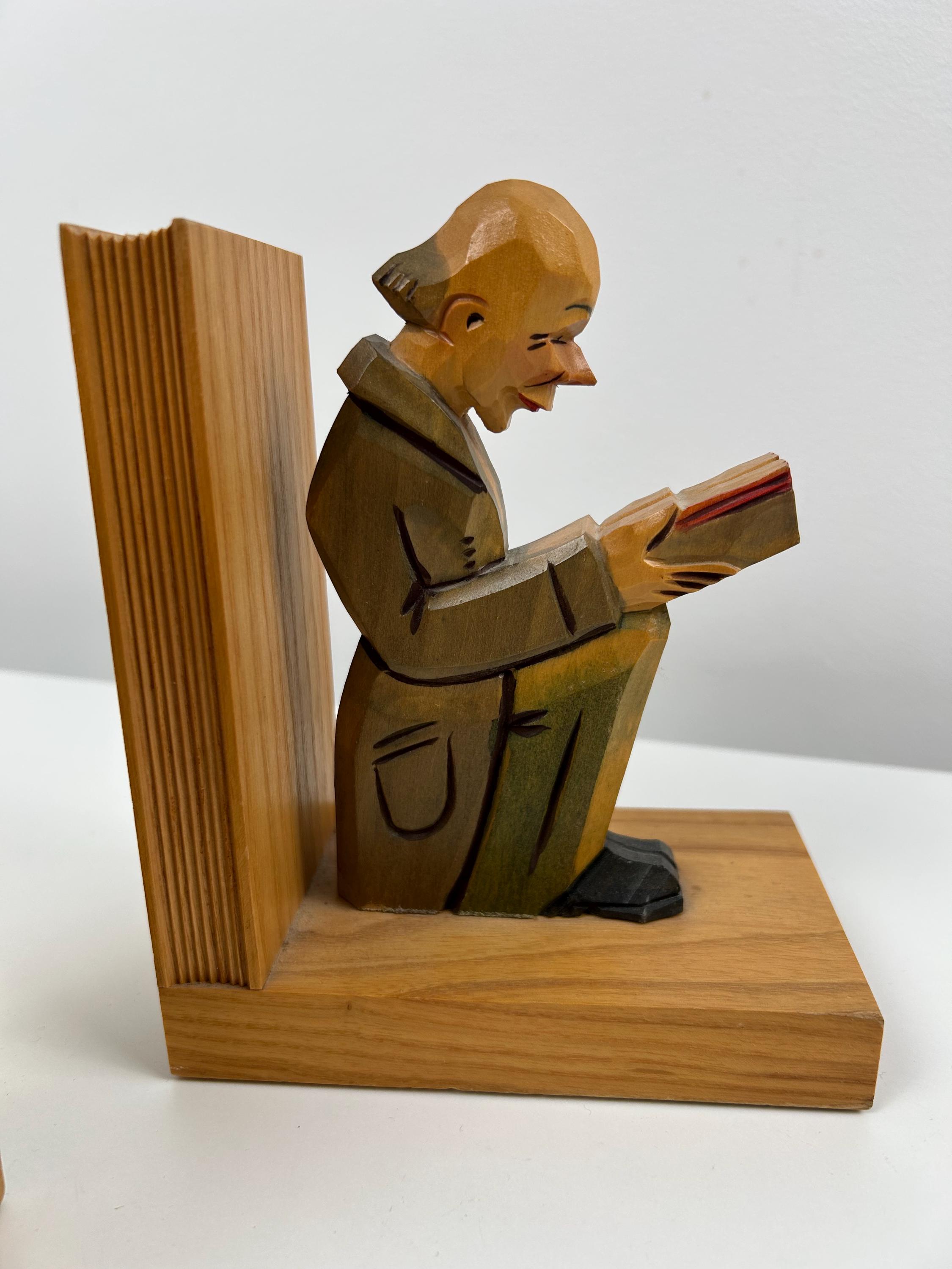 Buchstützen 2 Stück vintage geschnitzt Buchstütze alt handbemalt Dekoration Lesen Einrichtung Bücherei Bibliothek thrift Geschenk Leser