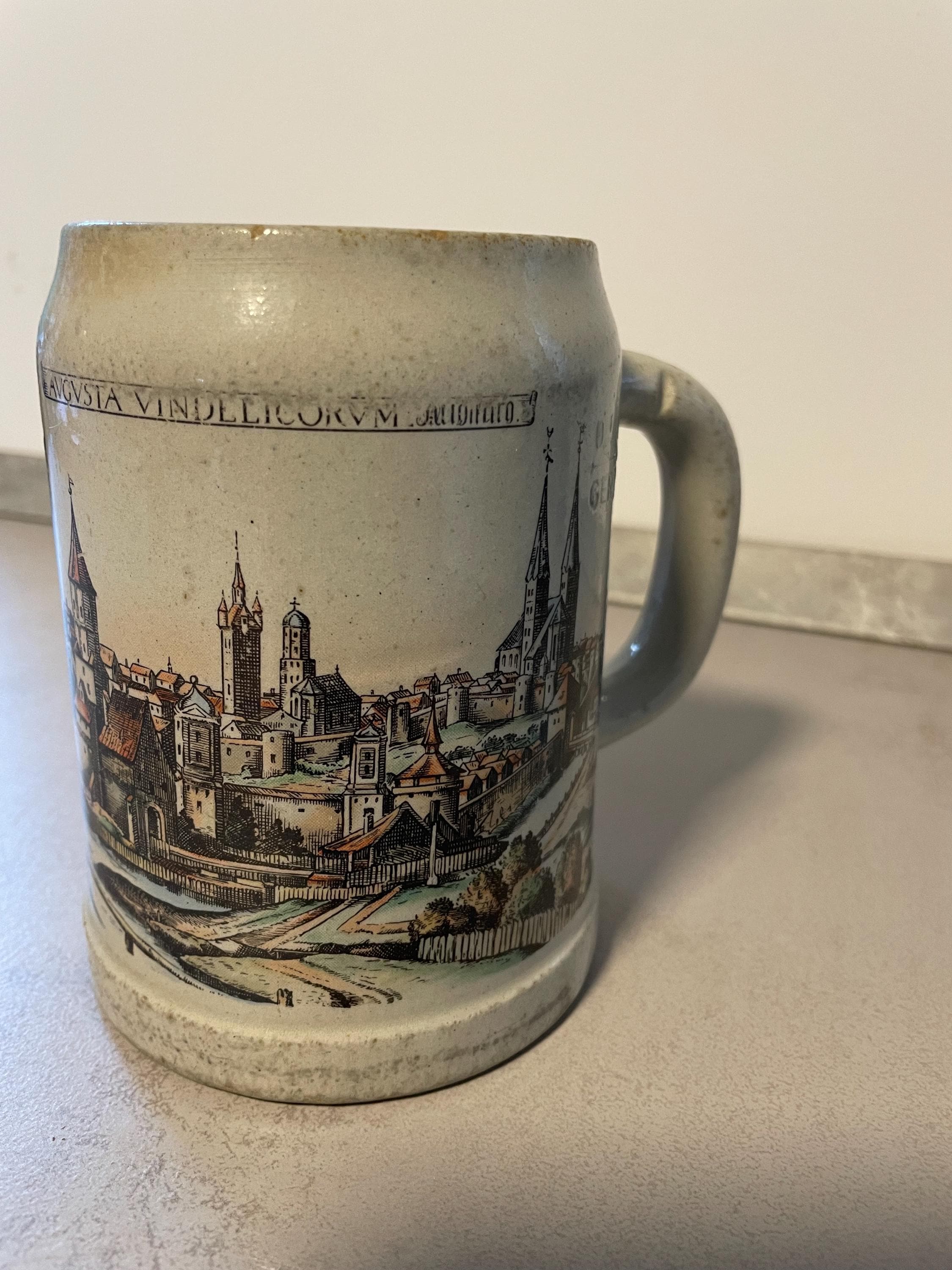 Bierkrug Steingut 0,5 Liter Augusta Vindelicorvm retro Bierglas vintage