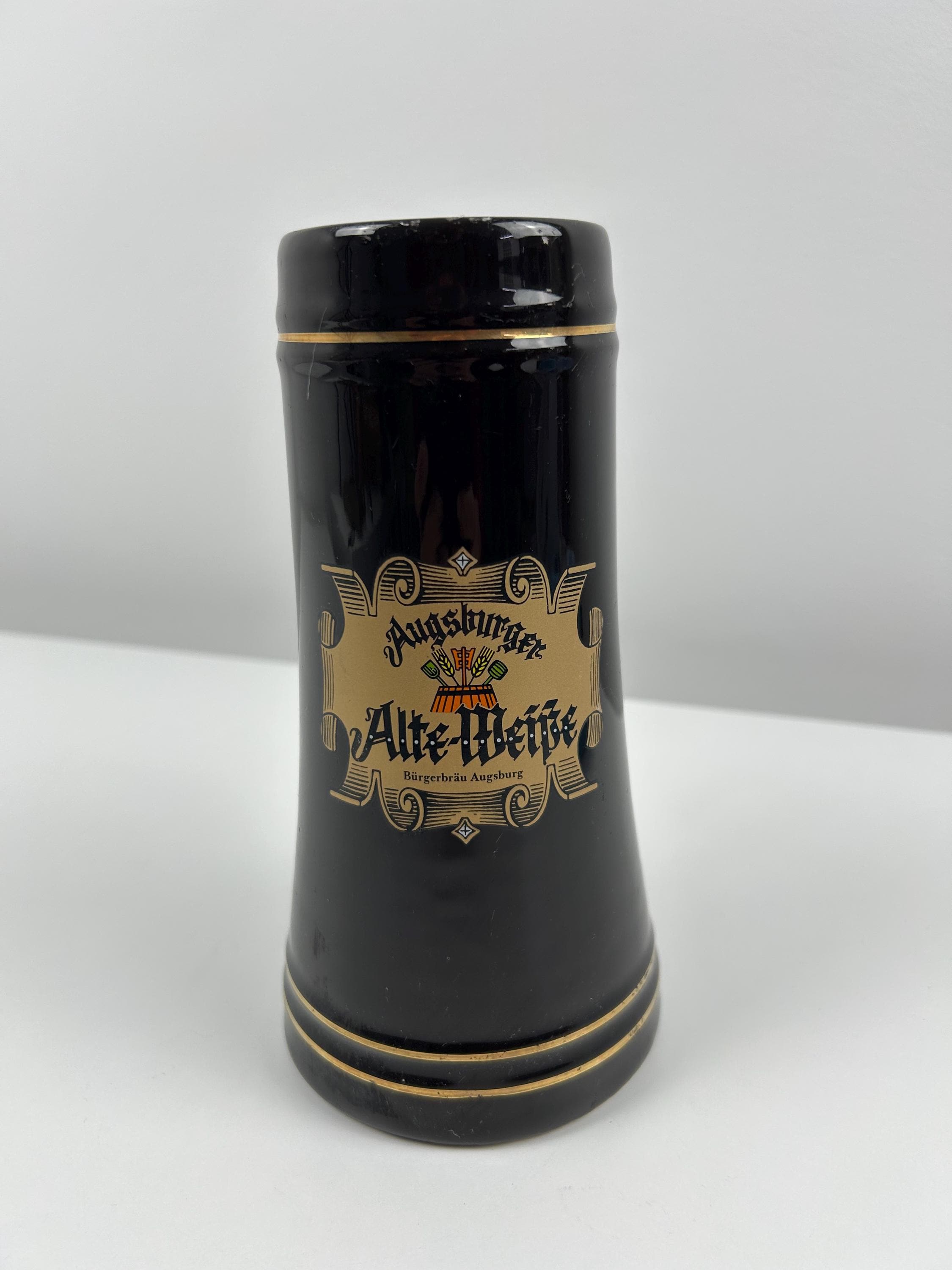 Bierkrug Augsburg Dekoration Bier Einrichtung Bierkrugsammlung vintage Bier retro Deko Sammler Bierkultur Bierfreunde Bier trinken Bayern