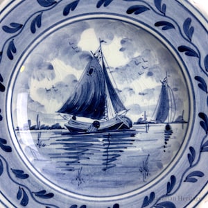 Delft Wall Plate Sailing Ship Hand Painted Blue White 17 cm | Holland Ceramic Plate Maritime Vintage Wall Decor image 2
