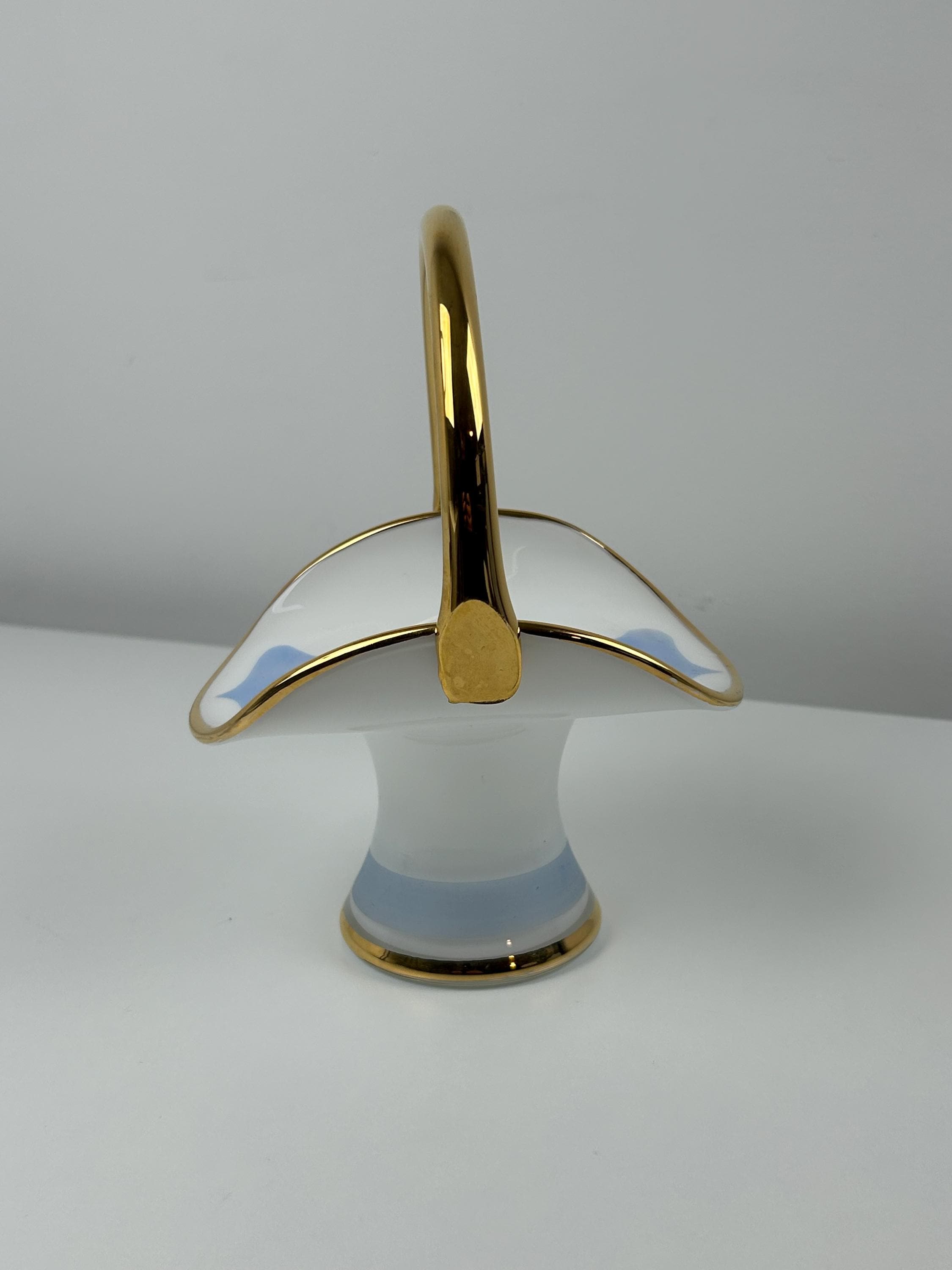 Henkelschale vintage Henkelkorb weiß Opalglas Einrichtung midcentury Dekoration