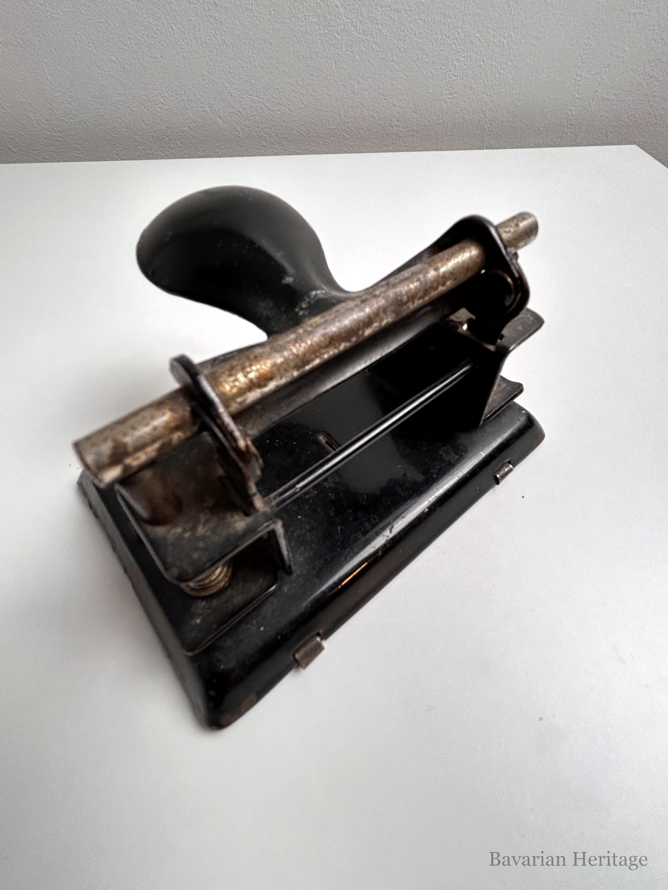 Leitz Locher No 8 Großer Kugelgriff Vintage