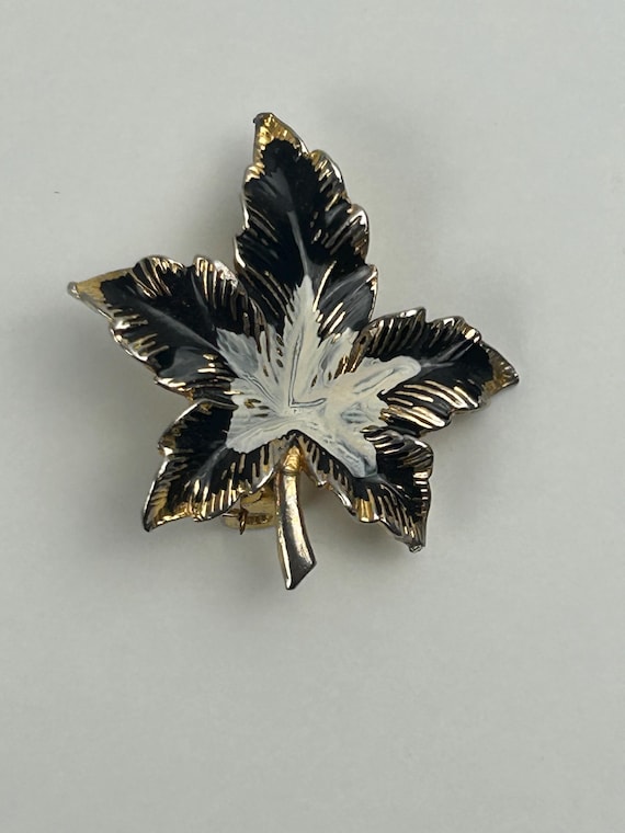 Vintage Brosche Blatt Clip Rot Goldfarben Rund
