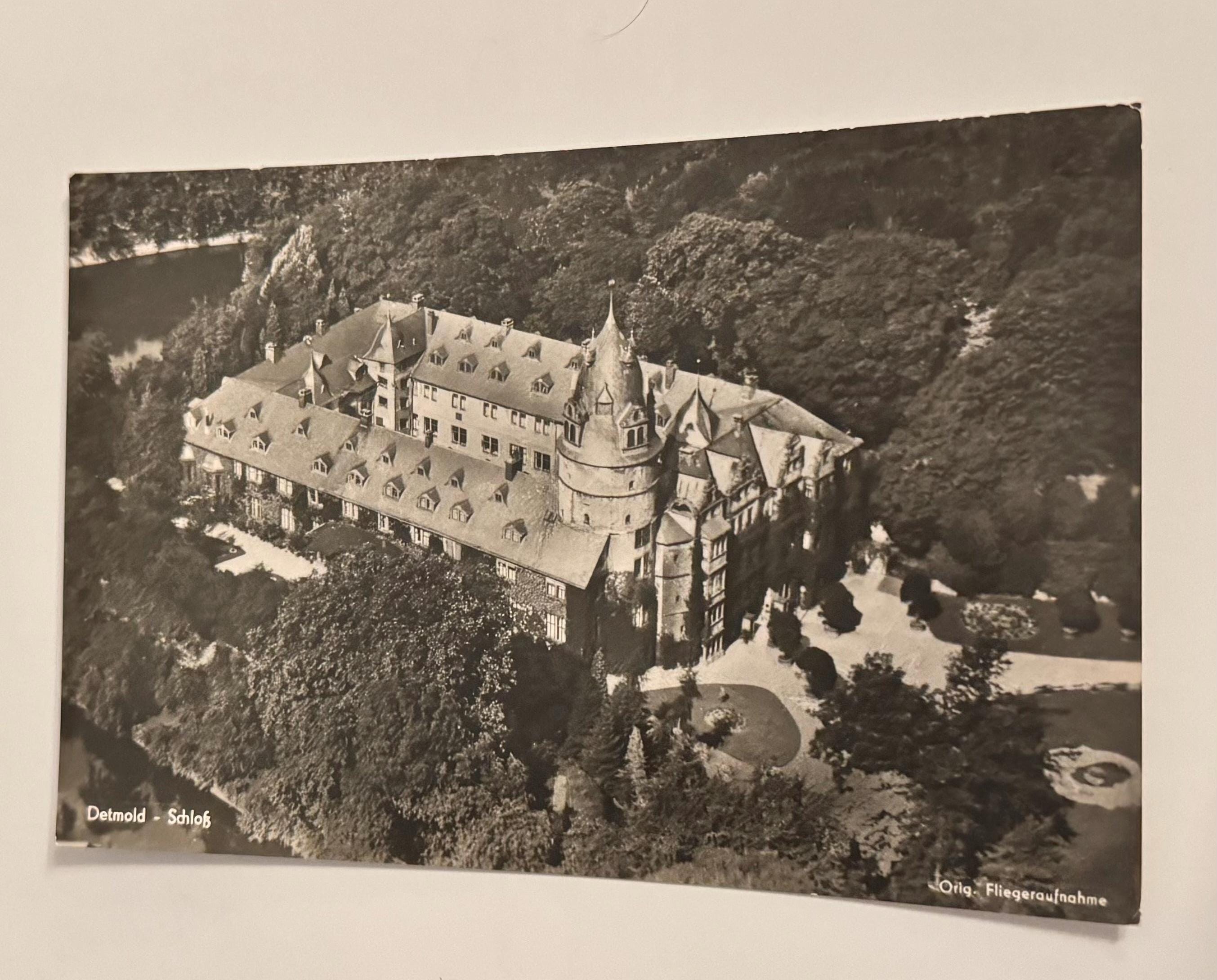 Postkarte Schloss Detmold Postcard vintage Postkarte Künstlerkarte Ansichtskarte Sammler Karten Sammlung retro Postkartensammlung