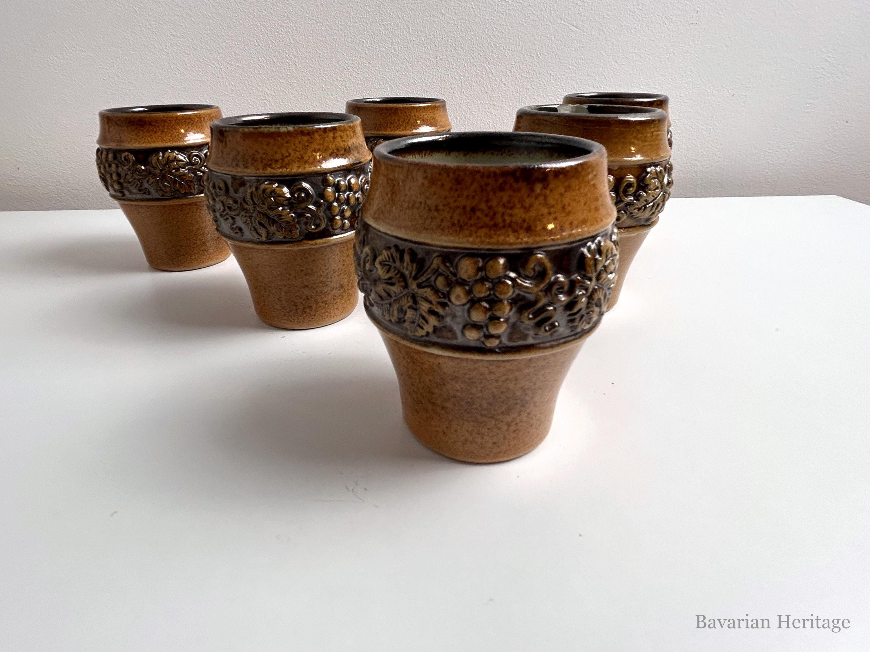 Gerz Becher Set 6 Stück Steinzeug Weinlaub Relief