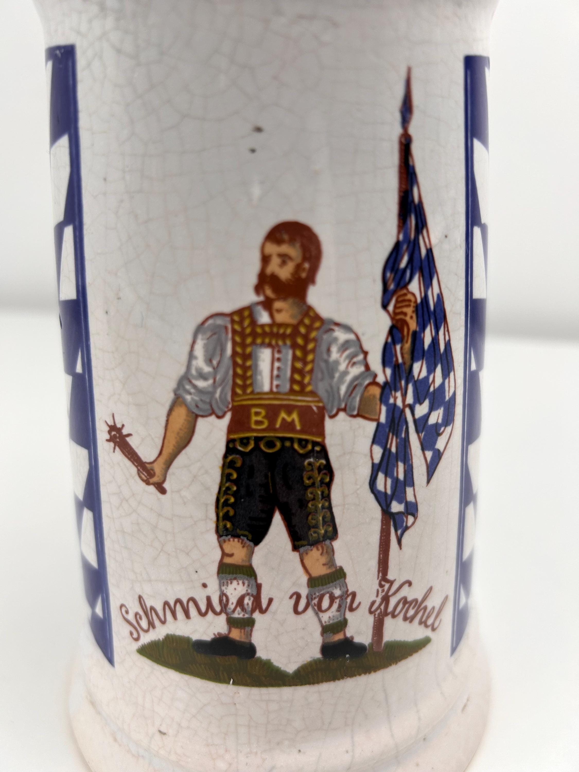 Bierkrug Schmied von Kochel vintage Bier Dekoration thrift Bierkultur Einrichtung Steingut Zinndeckel alt Tradition Bayern Biertrinken