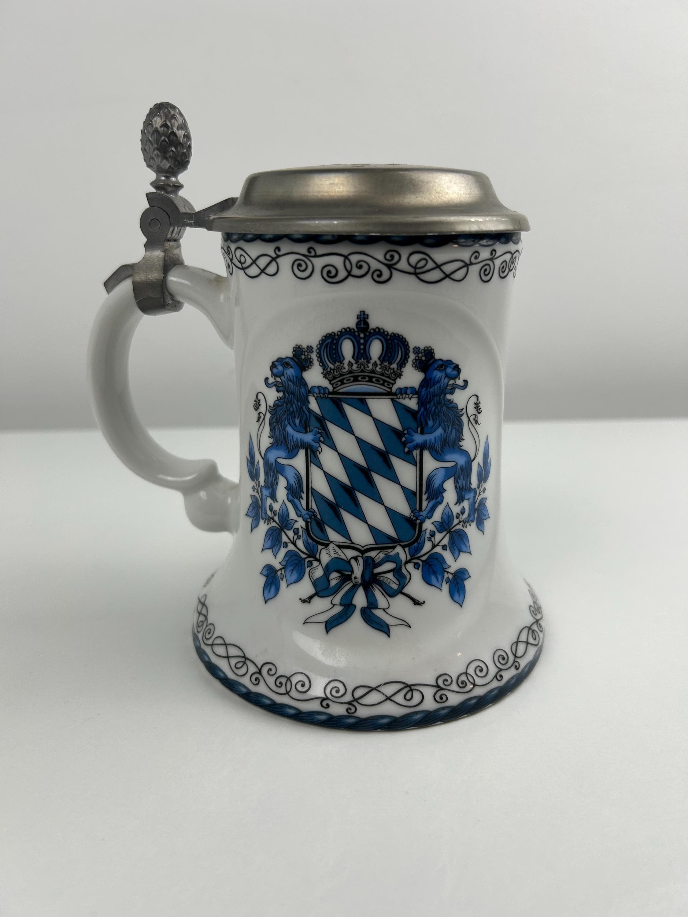 Vintage Bierkrug Löwen Bayern Wappen Handarbeit Schongau Zinndeckel Dekoration Kneipe Tradition Bayern Sammlung Sammlerobjekt