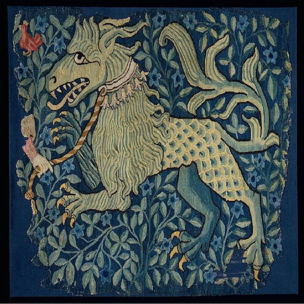 Muestra de tela de terciopelo Tudor Beasts Celosia: León místico, rojo, verde azulado, gris azulado