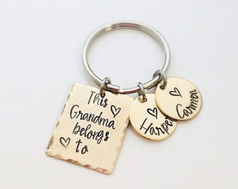 Personalized Grandma Keychain with kids names, Gift for Mother’s Day,