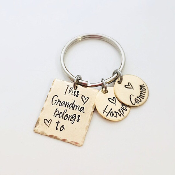 Personalized Grandma Keychain with kids names, Gift for Mother’s Day,