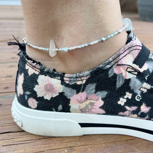 Beaded Ankle Bracelet, Beach Glass Sea Glass and Seed Bead Anklet, Minimalist Anklet, Beachy Summer Jewelry Gift for Her