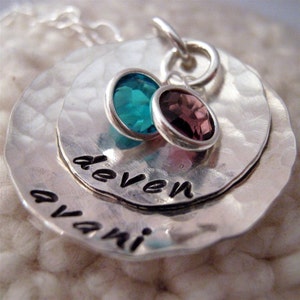 Collier estampé à la main - Bol d'amour pour mères - Collier pour mères - Collier avec pierres de naissance