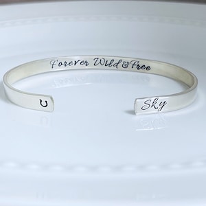 Personalized Pet Memorial - Pet Lover Gift - Pet Memorial Bracelet - Gift for Horse Loss, Horse Gift, Wild and Free, Horse Memorial