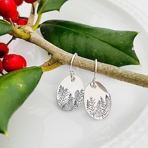 Pendientes de pino, pendientes de bosque, joyería de bosque, regalo para ella por menos de 30 €, regalo para amantes de la naturaleza