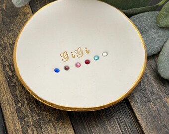 Grandma Gift, Personalized Birthstone Ring Dish for Grandma, Gift Ideas for Mother’s Day, Nana Gigi