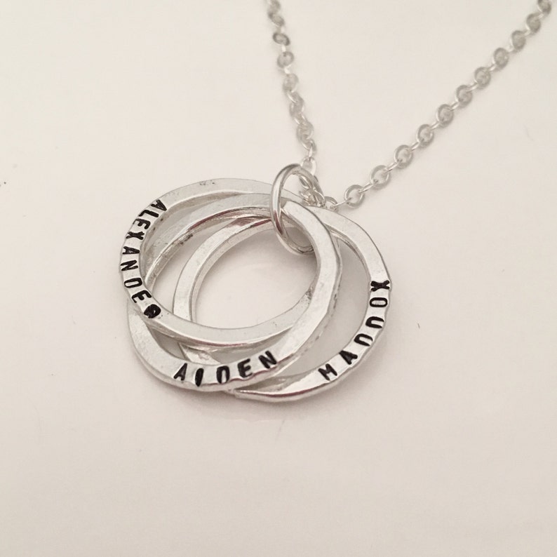 Interlocking Circles Necklace Mom Necklace Hand Stamped Etsy