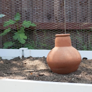 Large (2 gal.) Garden Olla | Water Saving Irrigation Pot with Lid