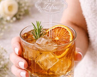 Initials Stir Sticks, Personalized Clear Acrylic Drink Stirrers for Weddings