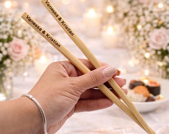 Pauzinhos de madeira personalizados para casamentos, aniversários e presentes especiais – Lembrancinhas de festa exclusivas e personalizadas com gravação