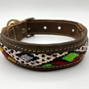 Colorful bohemian dog collar handcrafted in Morocco from genuine leather and Berber textile