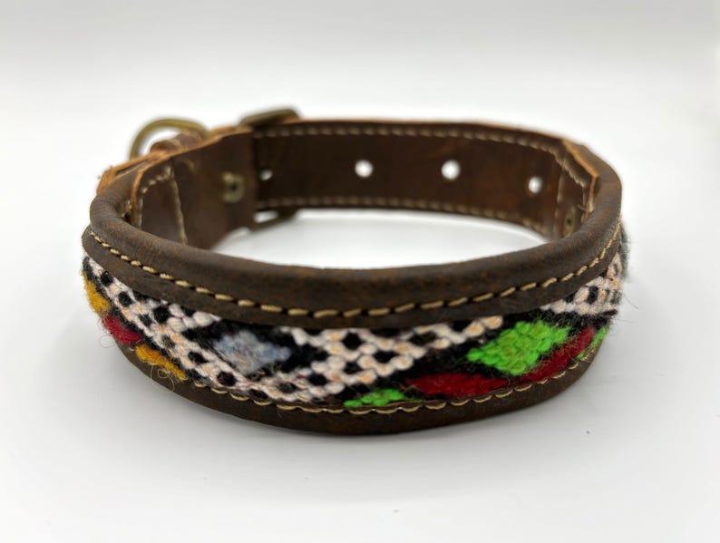 Colorful bohemian dog collar handcrafted in Morocco from genuine leather and Berber textile