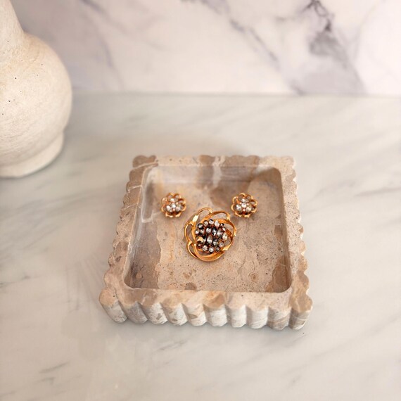 Vintage BSK Brooch Earrings Set Gold Tone Rhinest… - image 2