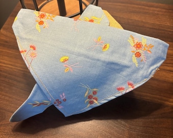 Pet Bandana (Medium)