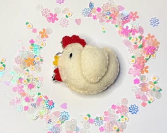 small felt ivory chicken keychain