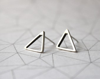 Helen De Lete Sterling Silver Stud Earrings – Simple Frosted Triangle Design