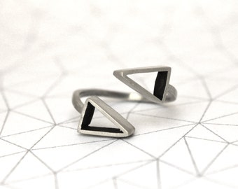 Parallel Triangles Ring - Sterling Silver - Geometric jewerly -Metalwork