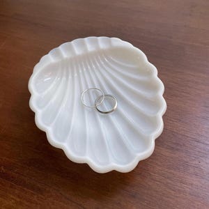 Vintage milk glass shell dish