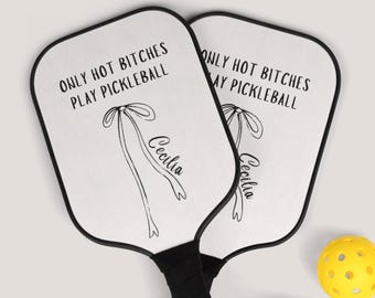 Hot Bitches Play Pickleball paddle set Divertente regalo per Pickleball Coquette Pickleball Player Gifts Accessori per Pickleball femminili Amante del Pickleball