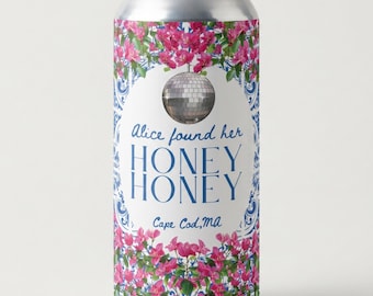 znalazła swoje miodowe przytulanki na wieczór panieński, chłodziarki na puszki inspirowane mamą mia, nadmorskie uchwyty na puszki na wieczór panieński, greckie upominki na wieczór panieński